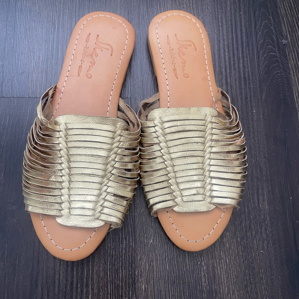 Women’s Metallic Gold Slide Sandals
